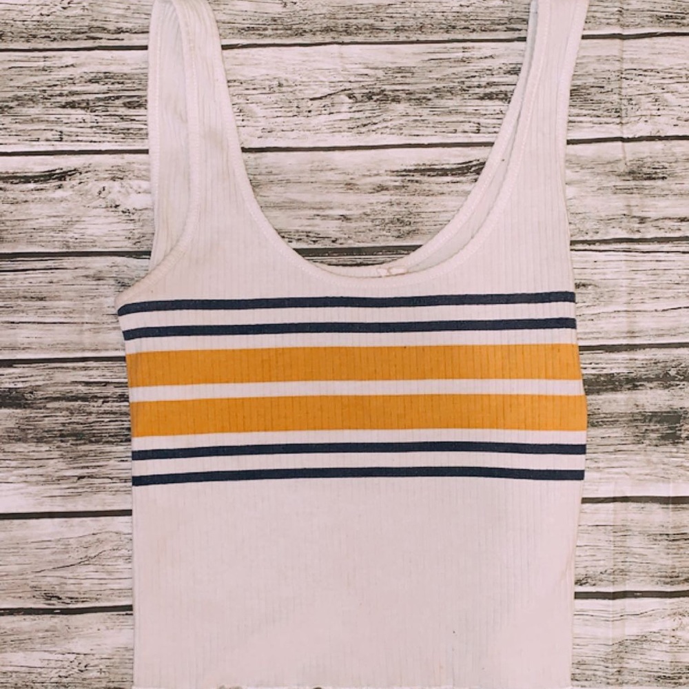 PacSun tank!🌟